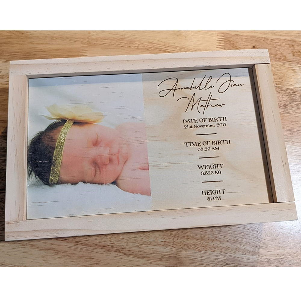 Born in shop 2017 keepsake box