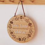 Easter Bunny Please Stop Here Sign - Wreath Design